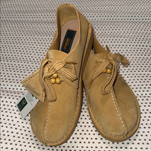 Men's Suede Clarks - Picture 6 of 6